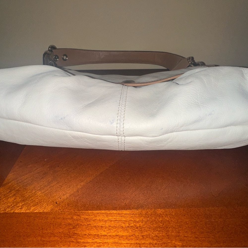 Coach Soho white and light brown ๐ - Picture 8 of 13